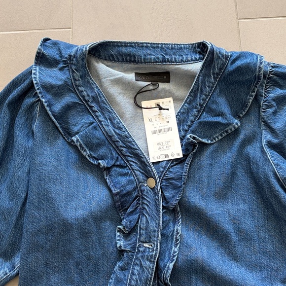 Zara  Ruffled Denim shirt blouse/ Jacket 3/4 sleeves nwt - Picture 5 of 12